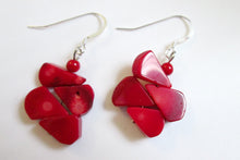 Load image into Gallery viewer, red coral earrings