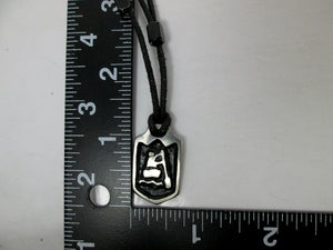 showing measurement of paddler pendant