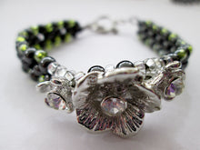 Load image into Gallery viewer, fancy silver flower magnetic bracelet with green beads