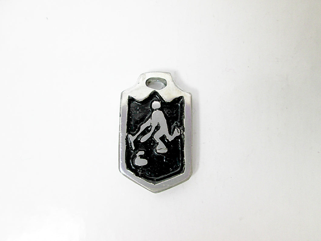 curling player pendant necklace, pendant with black background (photo taken on a white background)