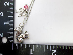 squirrel necklace with measurement