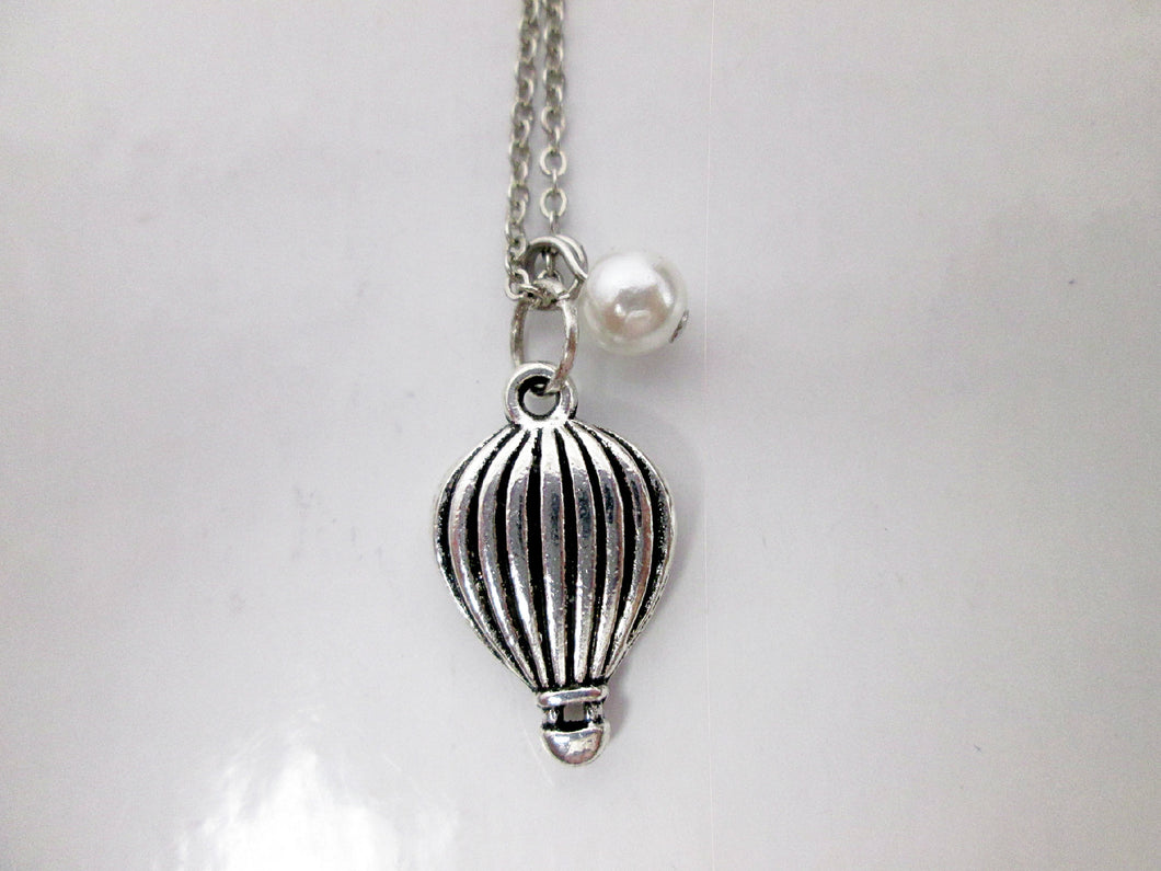 hot air balloon necklace