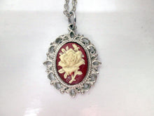 Load image into Gallery viewer, vintage style cameo rose necklace