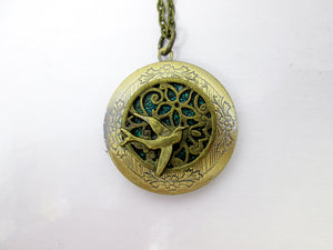 vintage style bird locket
