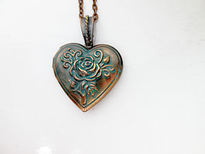 vintage style rose heart locket necklace