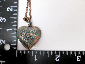 rose heart locket with measurement