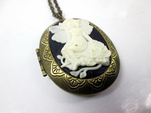 large oval fairy locket