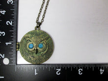 Load image into Gallery viewer, blue eye owl locket with measurement