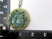 Load image into Gallery viewer, alice locket with measurement