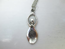 Load image into Gallery viewer, fertility goddess necklace