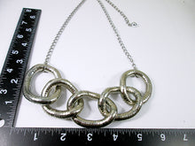 Load image into Gallery viewer, five circles interlocking necklace with measurement