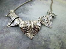 Load image into Gallery viewer, silver leaves choker necklace