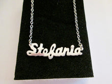 Load image into Gallery viewer, custom name cut pendant
