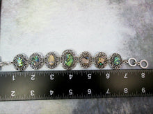 Load image into Gallery viewer, paua shell bracelet with measurement
