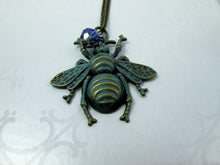 Load image into Gallery viewer, bumble bee pendant