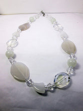 Load image into Gallery viewer, white agate necklace