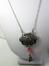Load image into Gallery viewer, lock pendant necklace