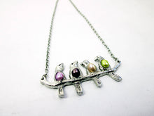 Load image into Gallery viewer, 4 pearls bird necklace