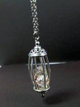 Load image into Gallery viewer, diamond quartz necklace