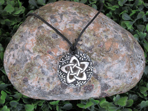 flower pentagram pendant necklace
