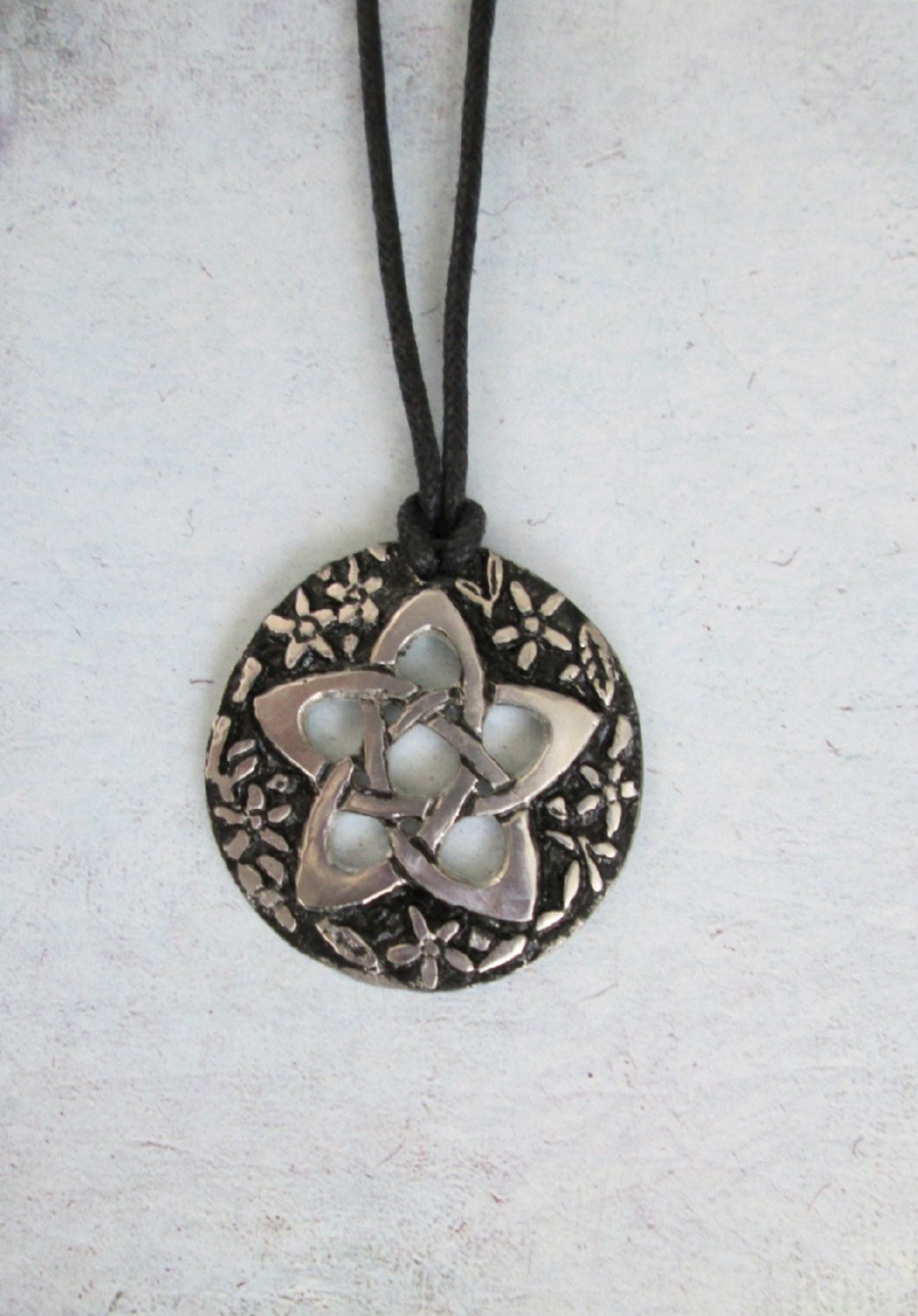 Flower pentacle protection pendant necklace. Pagan Celtic knot star necklace. Metal chain necklace