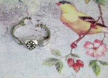 Load image into Gallery viewer, fork bangle bracelet 