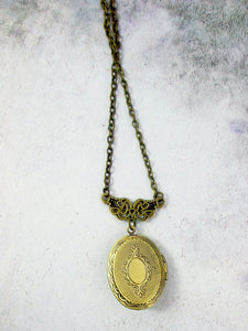 back view of locket