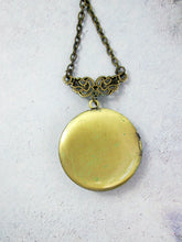 Load image into Gallery viewer, locket pendant