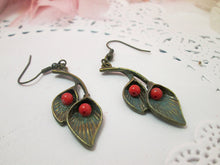 Load image into Gallery viewer, lily flower earrings