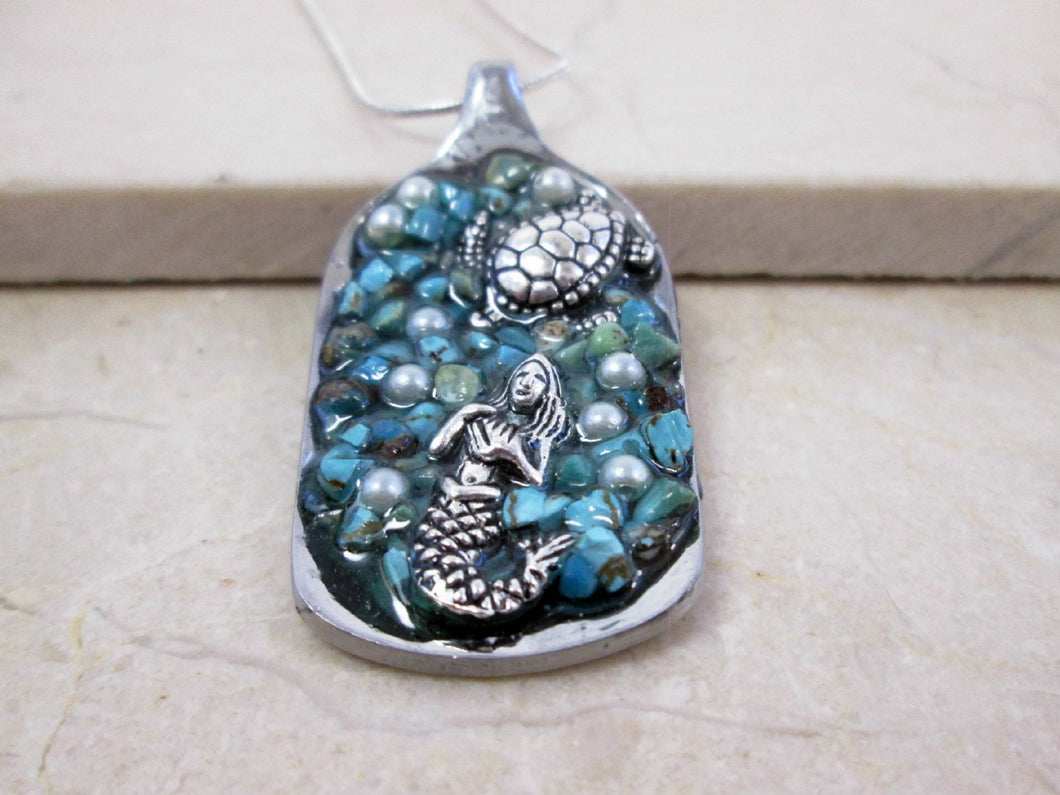 sea goddess necklace