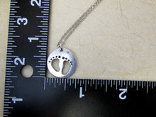 Load image into Gallery viewer, Baby foot print pendant